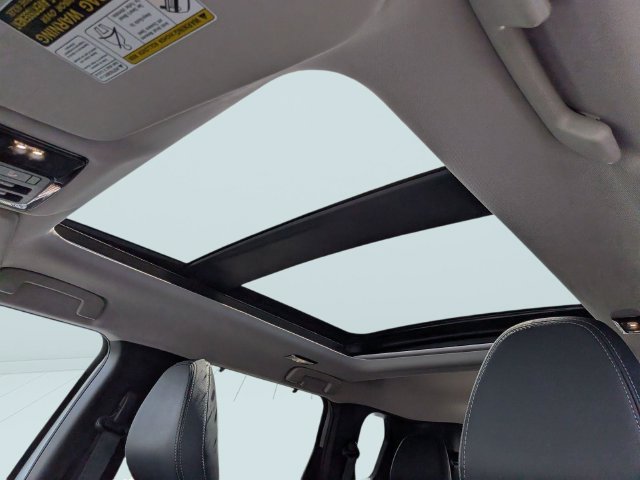 Used 2025 Mitsubishi Outlander SEL FWD image 18