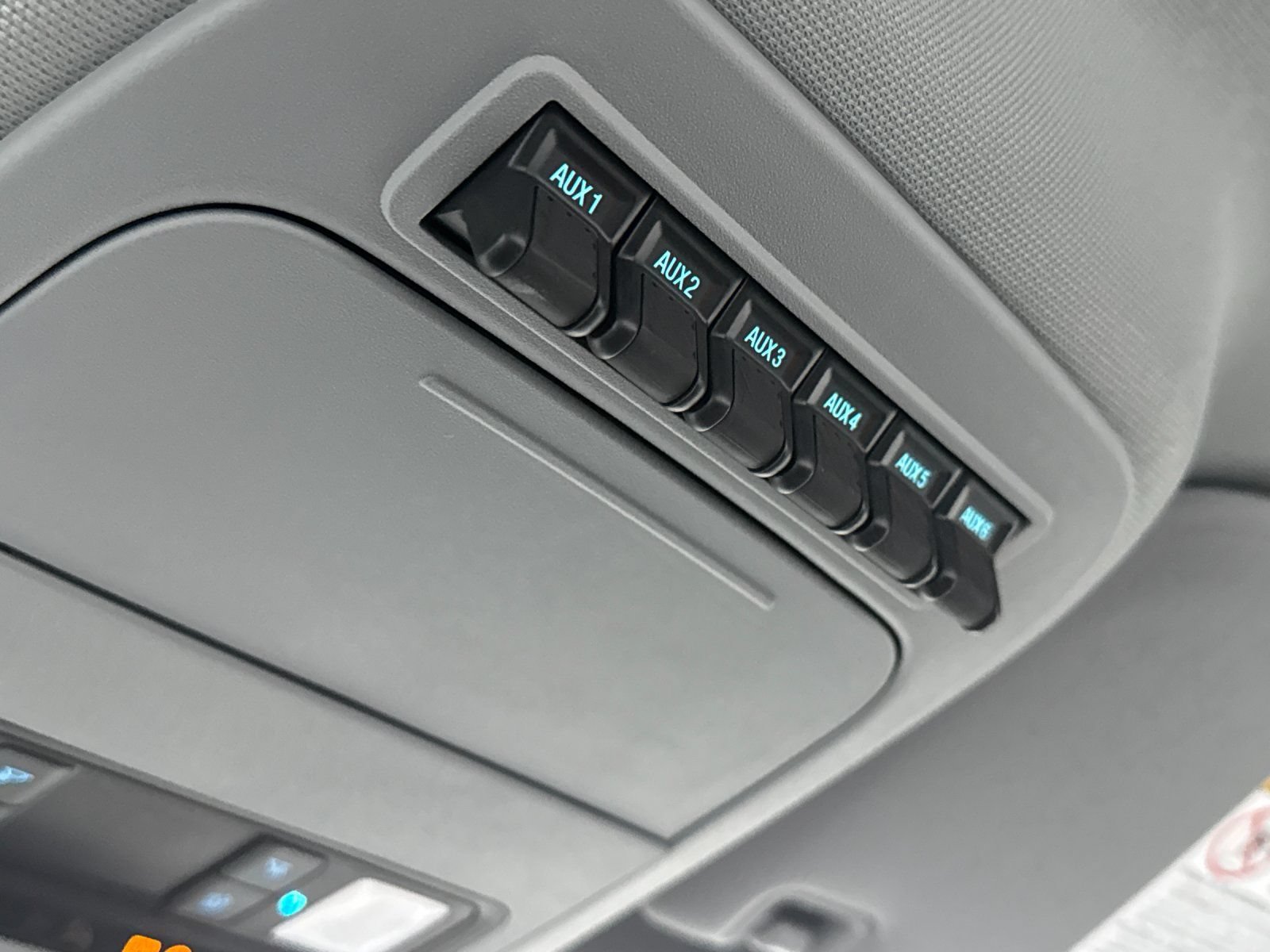 New 2025 Ford F550 2WD Regular Cab Super Duty image 29