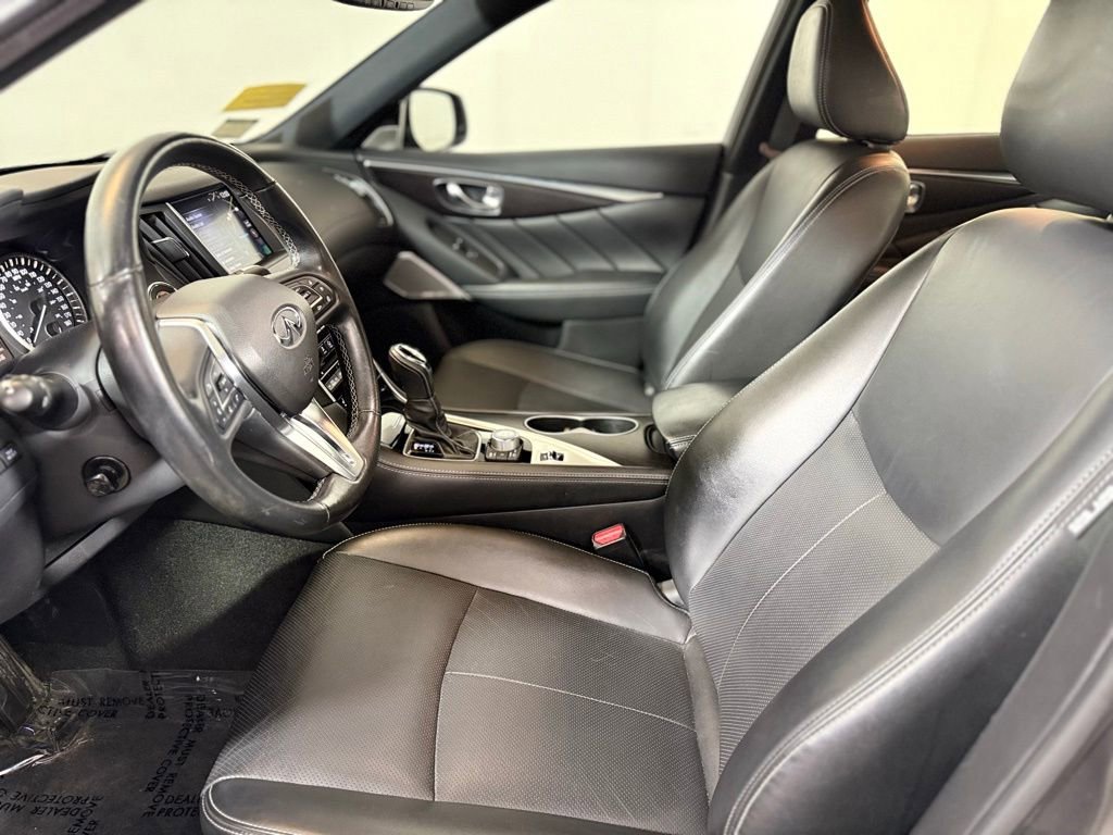 Used 2023 INFINITI Q50 Sensory image 20