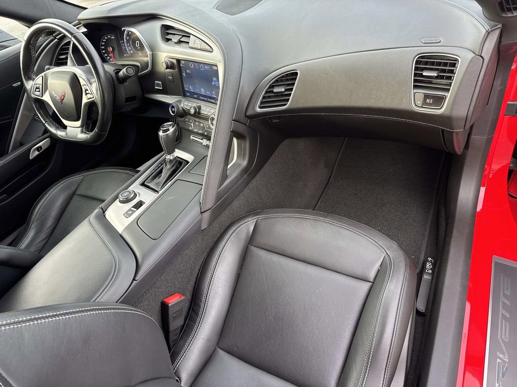 Used 2019 Chevrolet Corvette Grand Sport w/ Carbon Flash Badge Package image 11