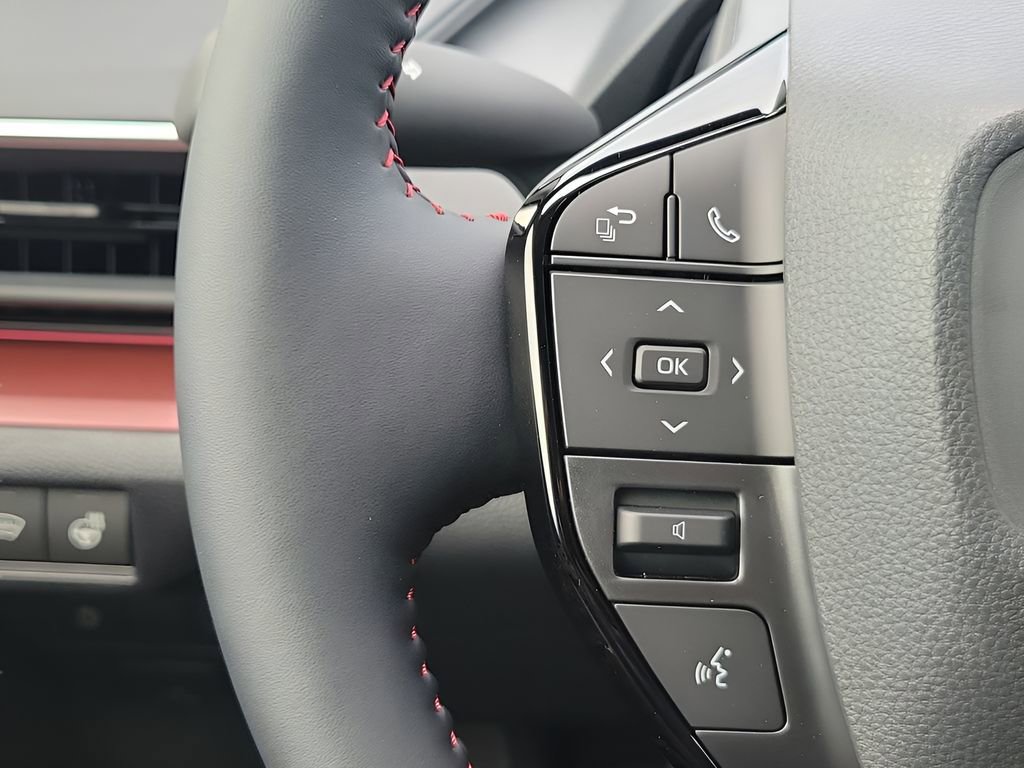 New 2026 Toyota Prius Plug-In Hybrid FWD image 34