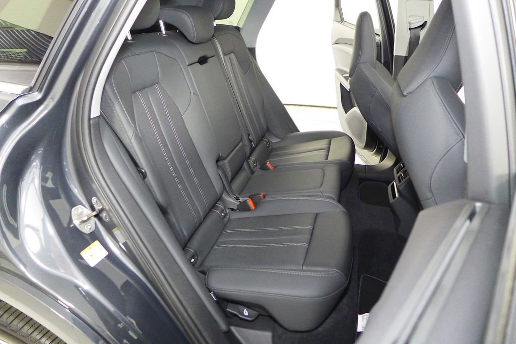 Used 2025 Audi Q5 Premium Plus w/ Premium Plus image 20