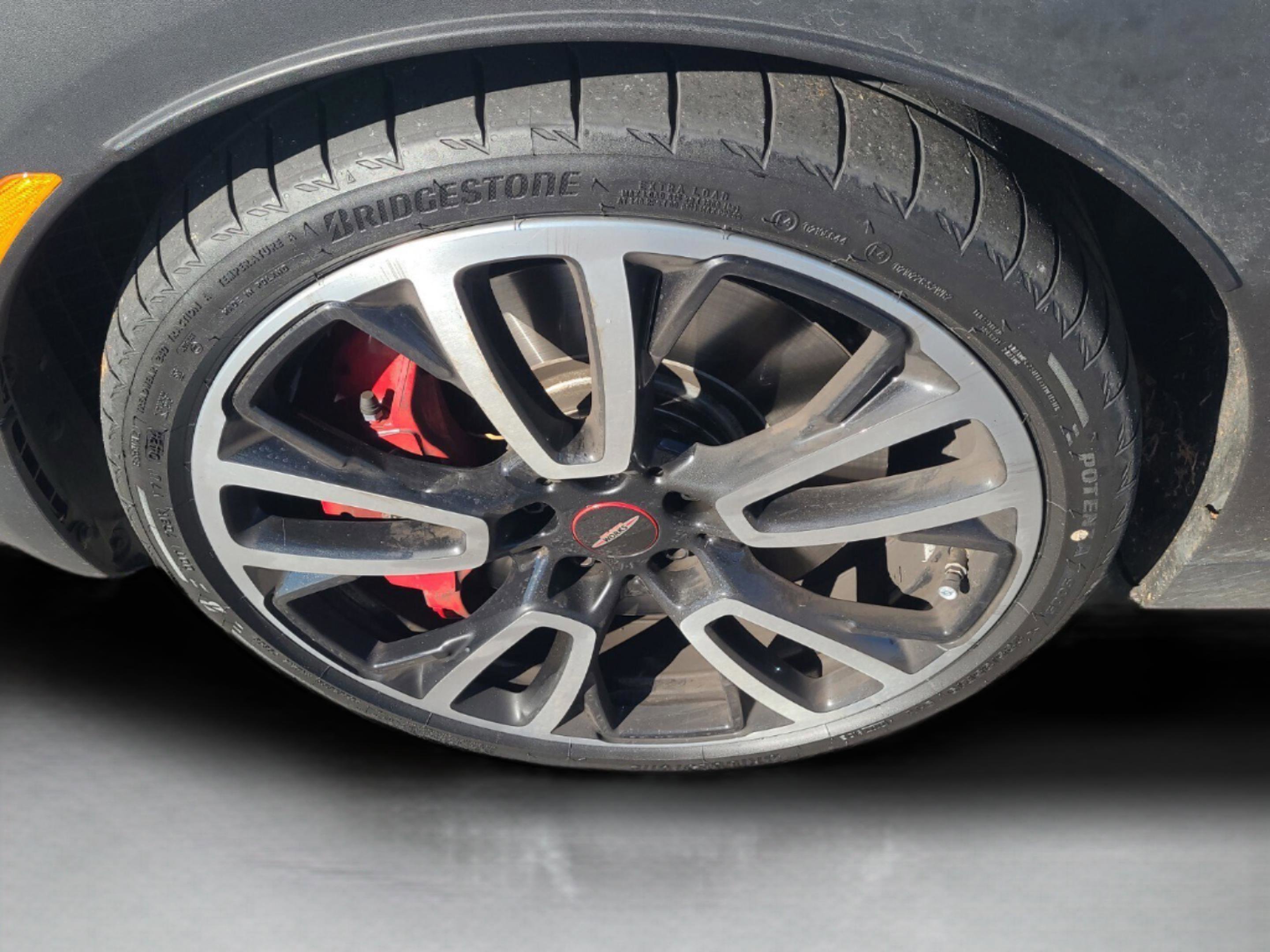 Used 2022 MINI Cooper Clubman John Cooper Works image 9