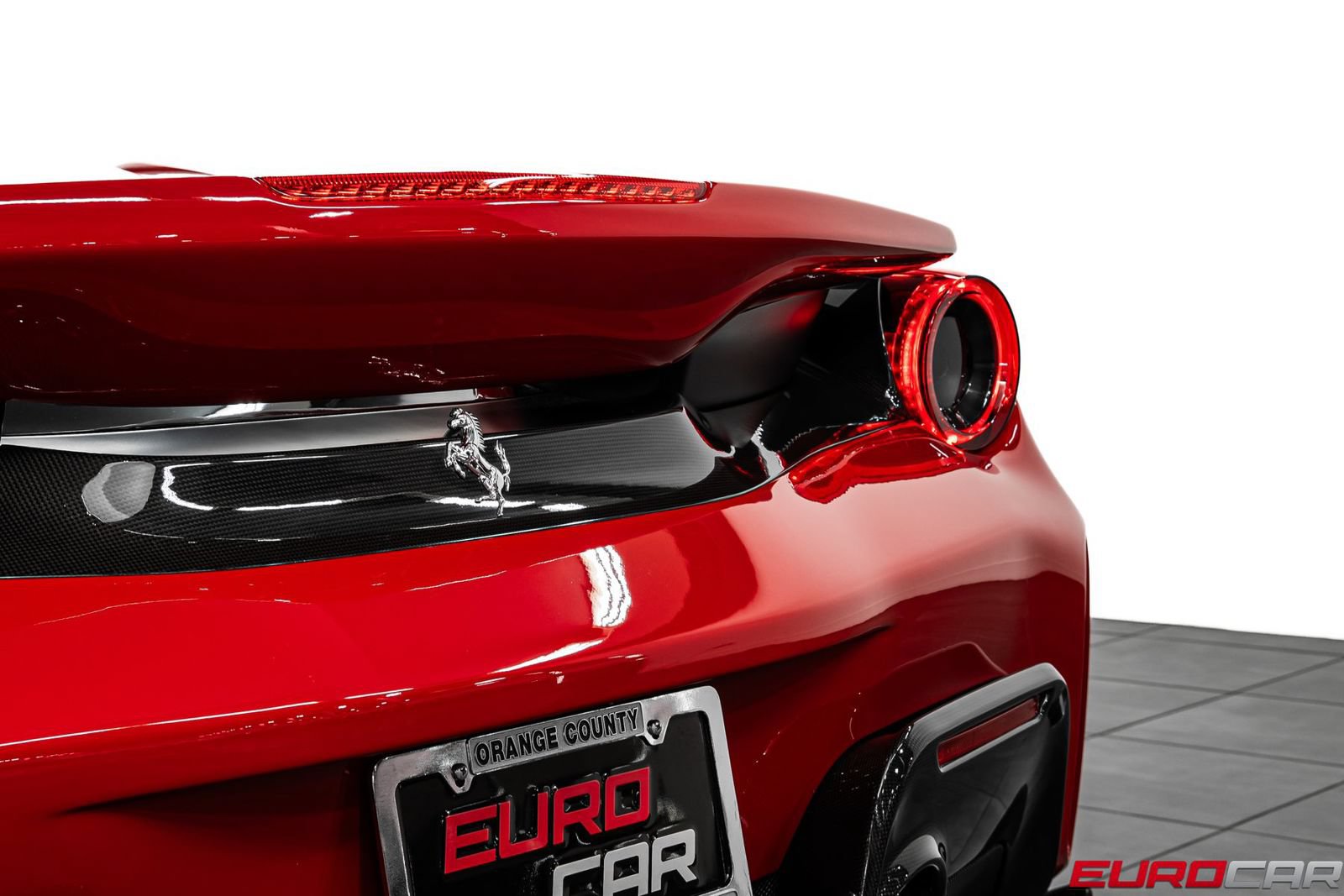 Used 2019 Ferrari 488 Pista Coupe RWD image 26