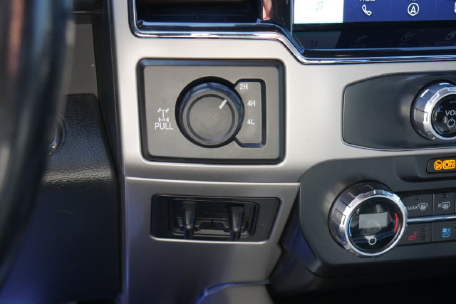 Used 2022 Ford F350 Lariat w/ Lariat Ultimate Package AWD/4WD image 21