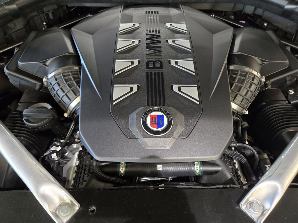 New 2026 BMW ALPINA XB7 image 34