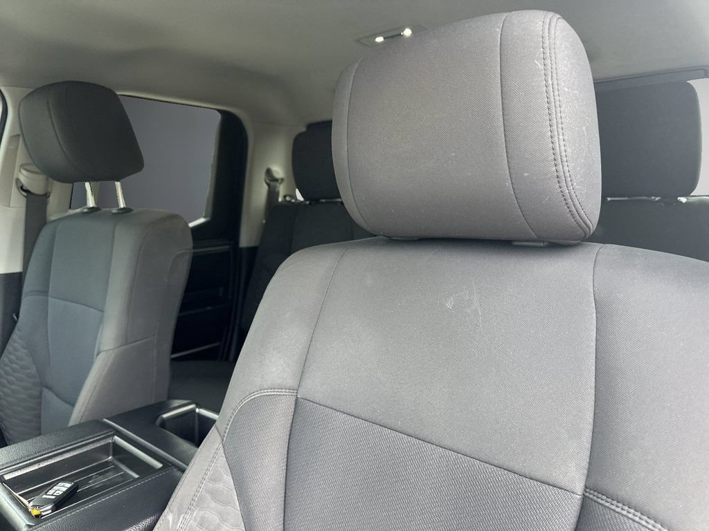 Used 2022 Toyota Tundra SR5 w/ SR5 Convenience Package RWD image 14