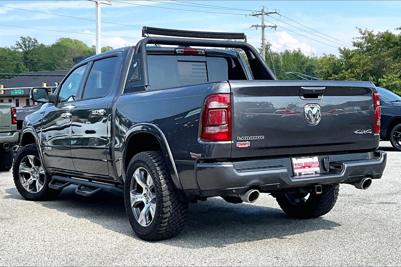 Used 2021 RAM 1500 Laramie w/ Sport Appearance Package AWD/4WD image 9