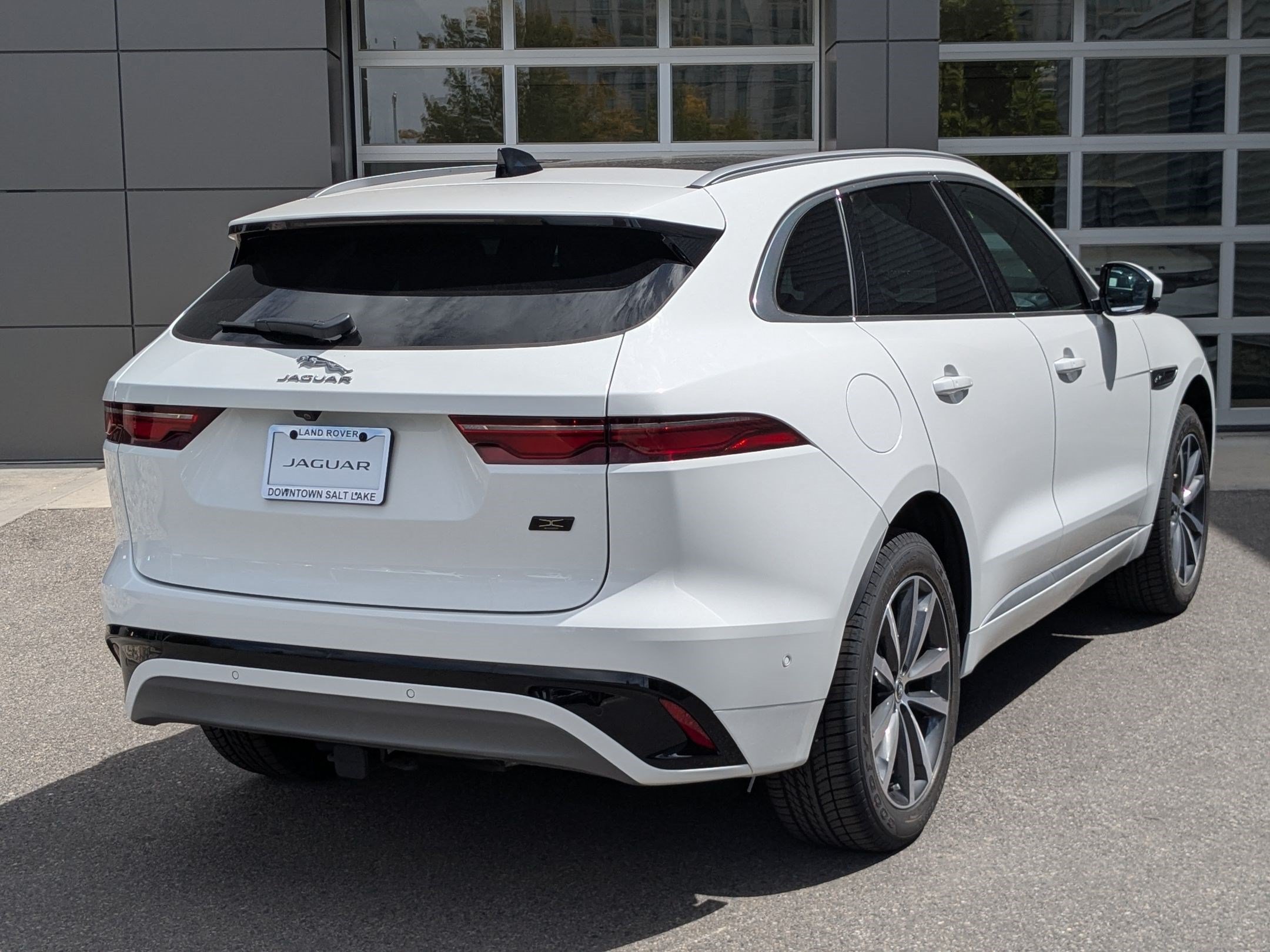 New 2026 Jaguar F-PACE R-Dynamic S AWD/4WD image 5