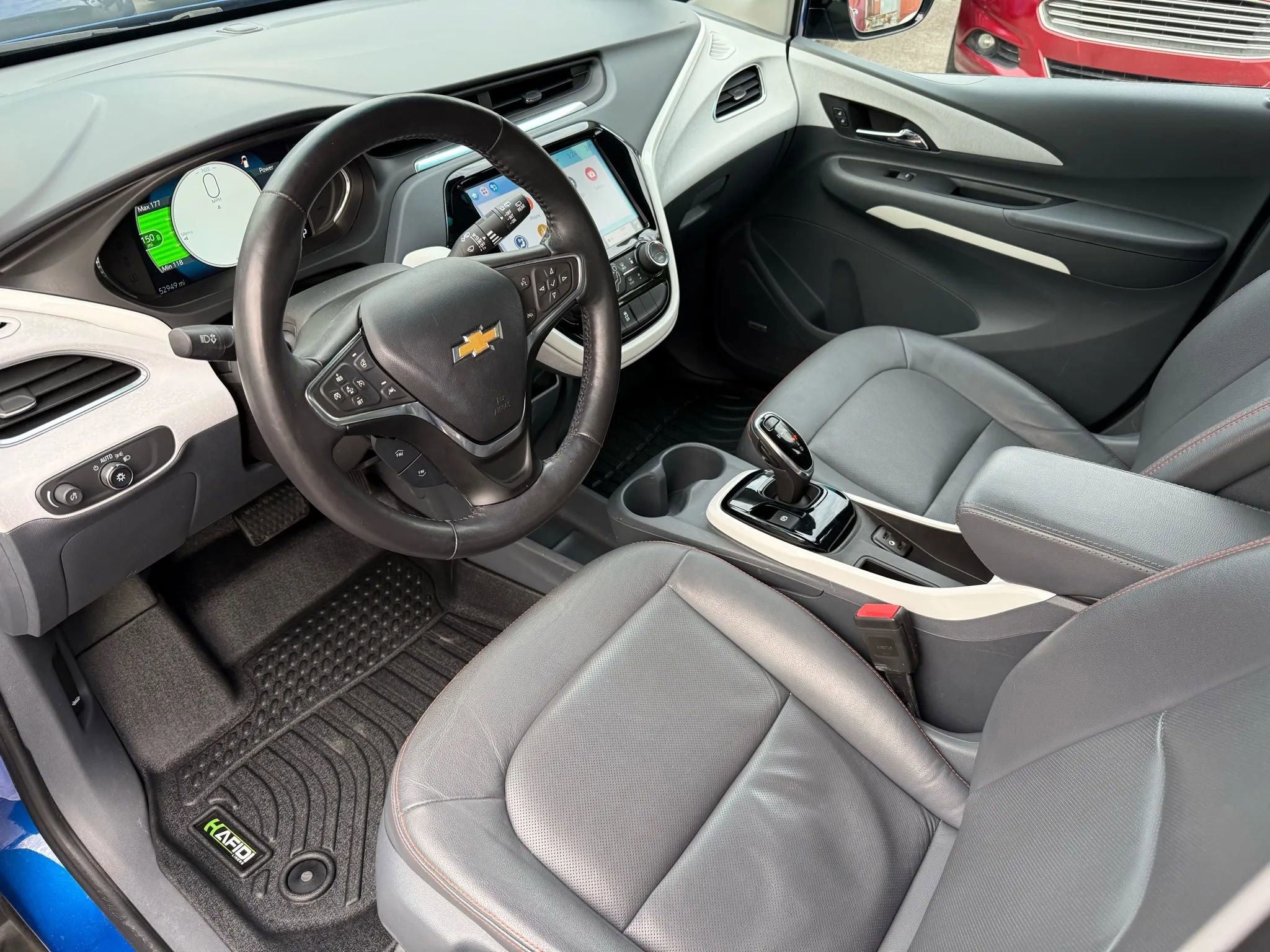 Used 2017 Chevrolet Bolt Premier w/ Driver Confidence II Package image 12