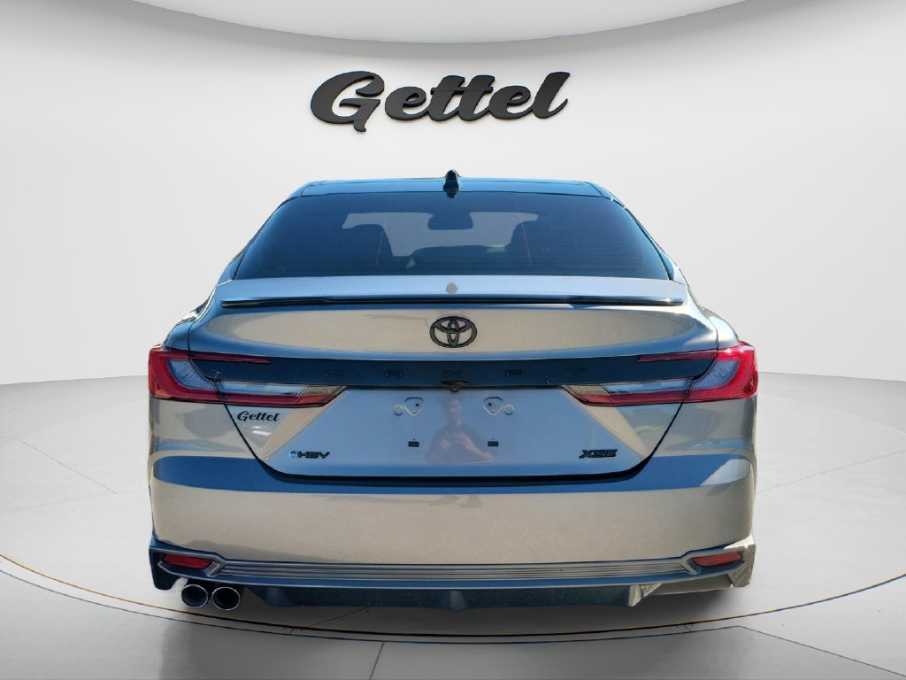 Used 2025 Toyota Camry XSE FWD image 6