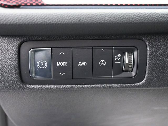 Used 2024 Chevrolet Traverse Z71 w/ LPO, Floor Liner Package image 40