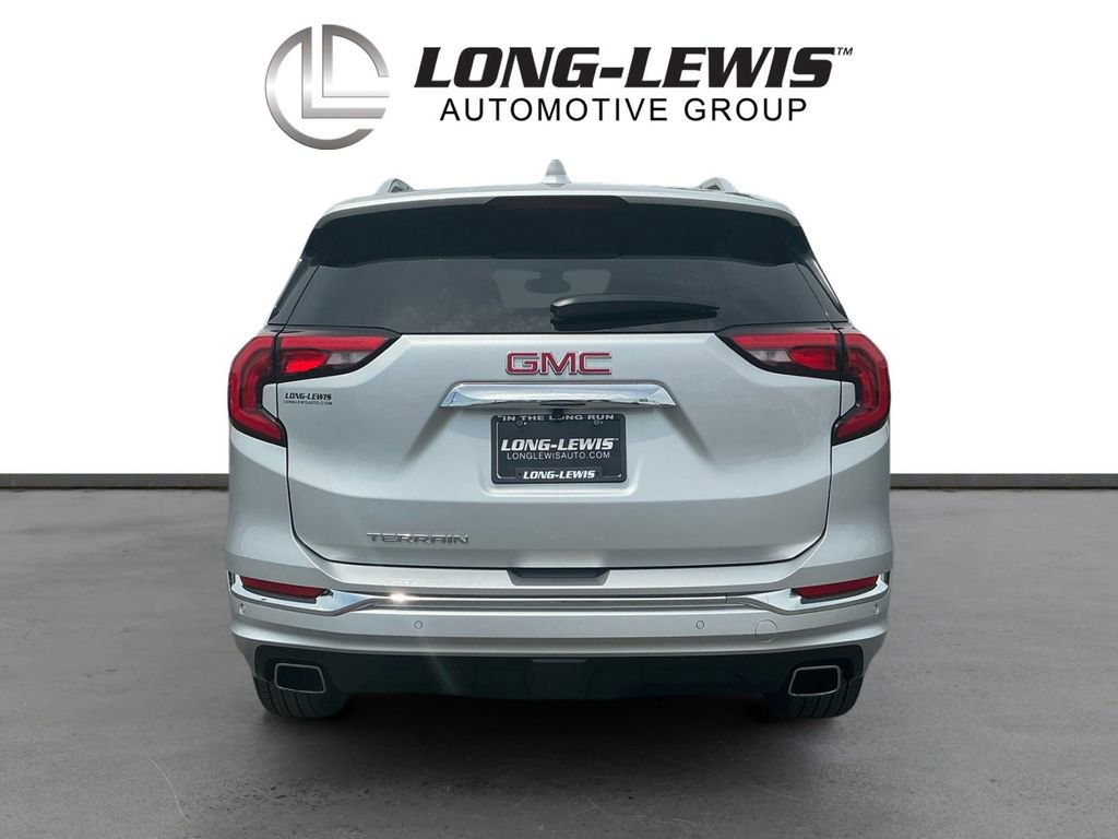 Used 2018 GMC Terrain Denali w/ Advanced Safety Package FWD image 5
