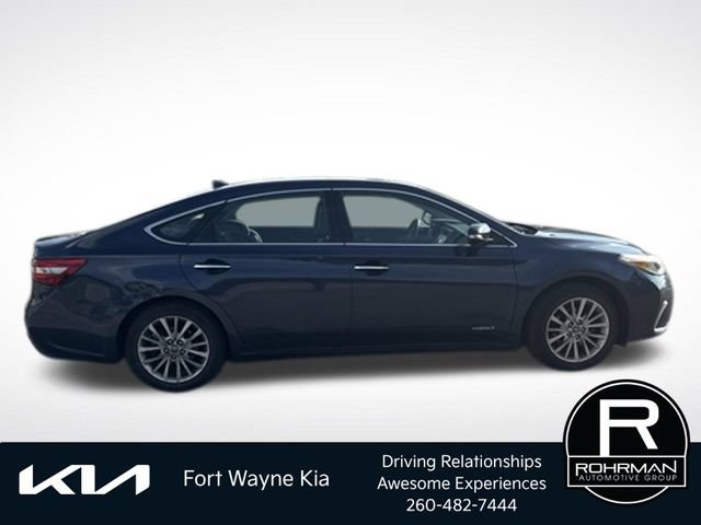 Used 2016 Toyota Avalon Limited w/ Toyota Safety Sense Package FWD image 6