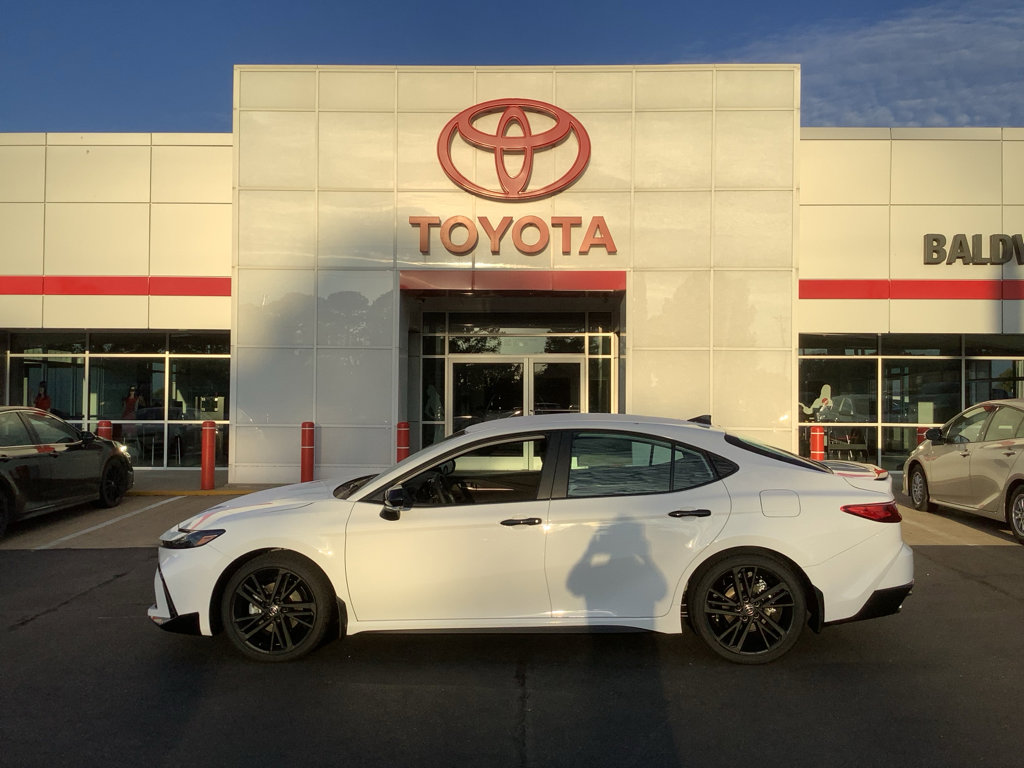 New 2026 Toyota Camry Hybrid image 4