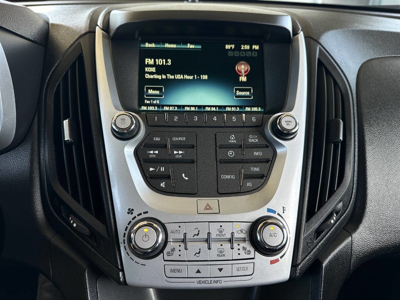 Used 2016 Chevrolet Equinox LT w/ Convenience Package image 27