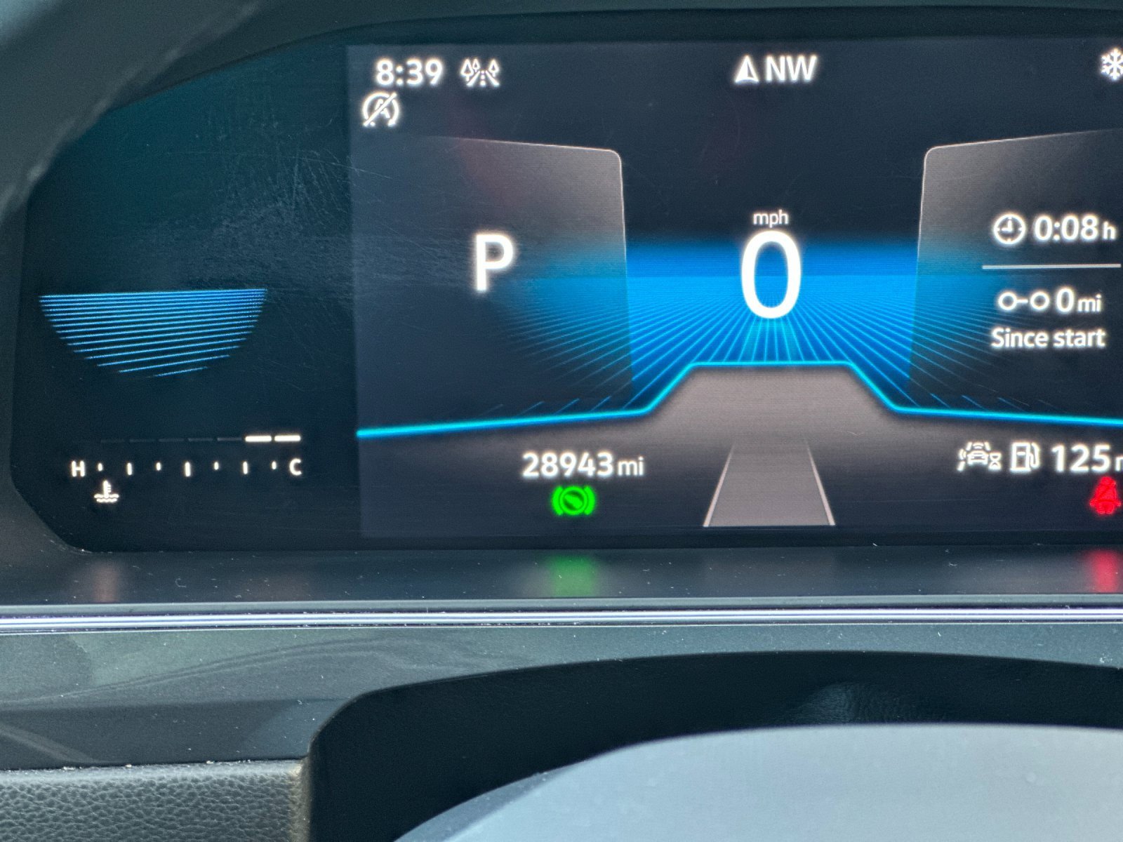 Used 2022 Volkswagen Tiguan SE R-Line image 25