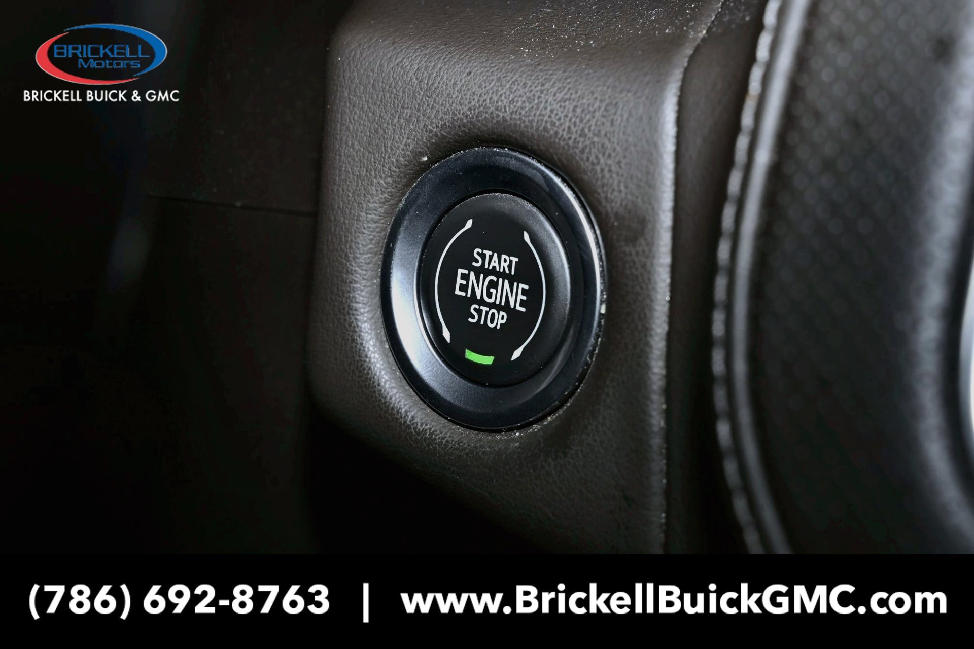 Used 2023 GMC Yukon XL SLT AWD/4WD image 39