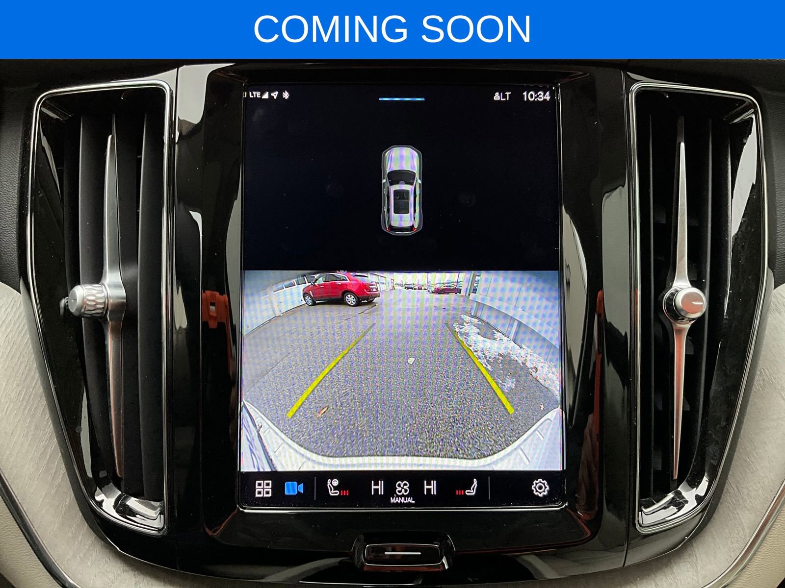 Certified 2023 Volvo XC60 B5 Plus w/ Climate Package image 32