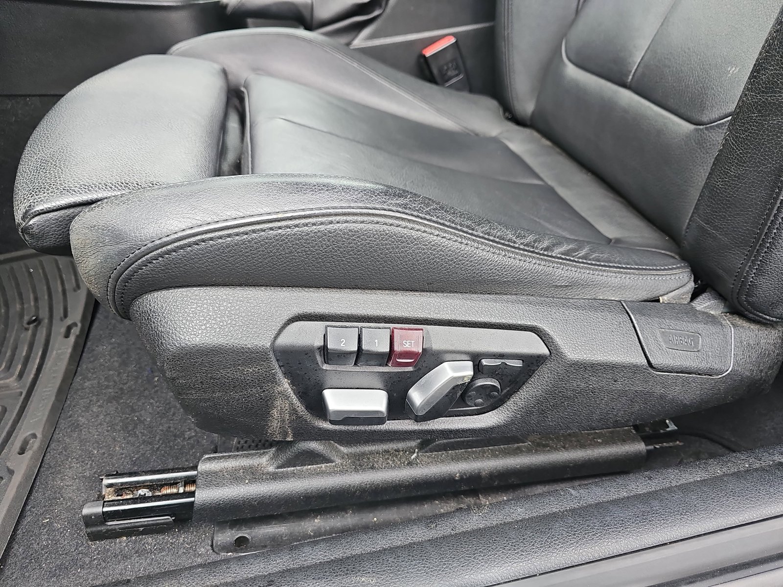 Used 2016 BMW 228i xDrive Convertible image 14