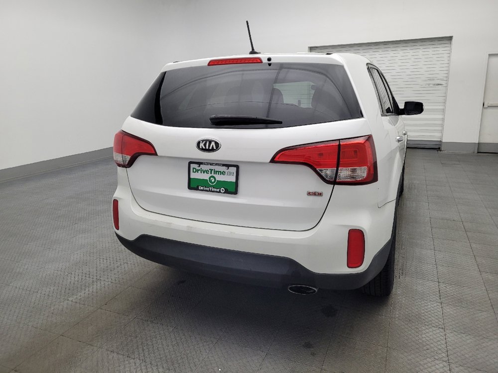 Used 2015 Kia Sorento LX image 7