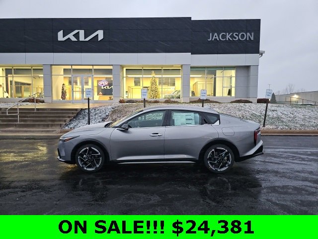 New 2025 Kia K4 GT-Line