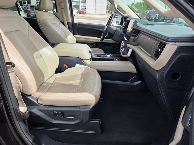 Used 2024 Ford Expedition Max Limited RWD image 17