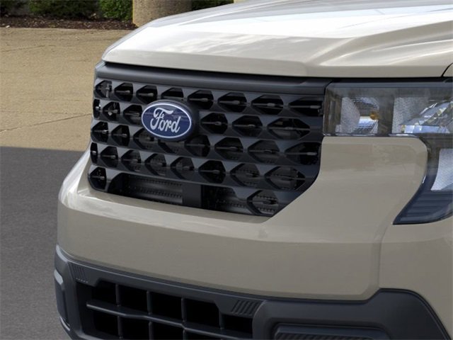 New 2025 Ford Maverick XL image 18