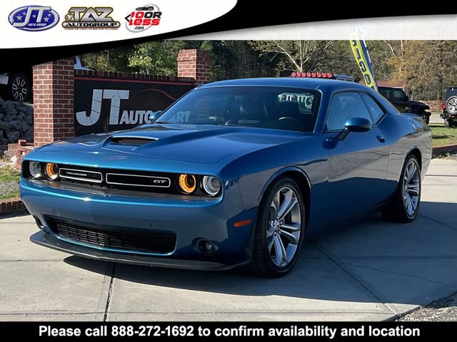 Used 2022 Dodge Challenger GT w/ Plus Package RWD image 3