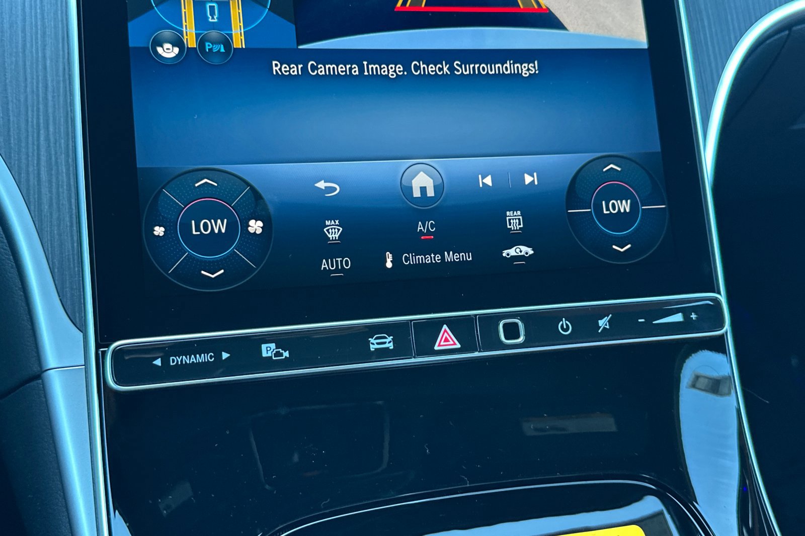 New 2026 Mercedes-Benz C 300 4MATIC Sedan image 19