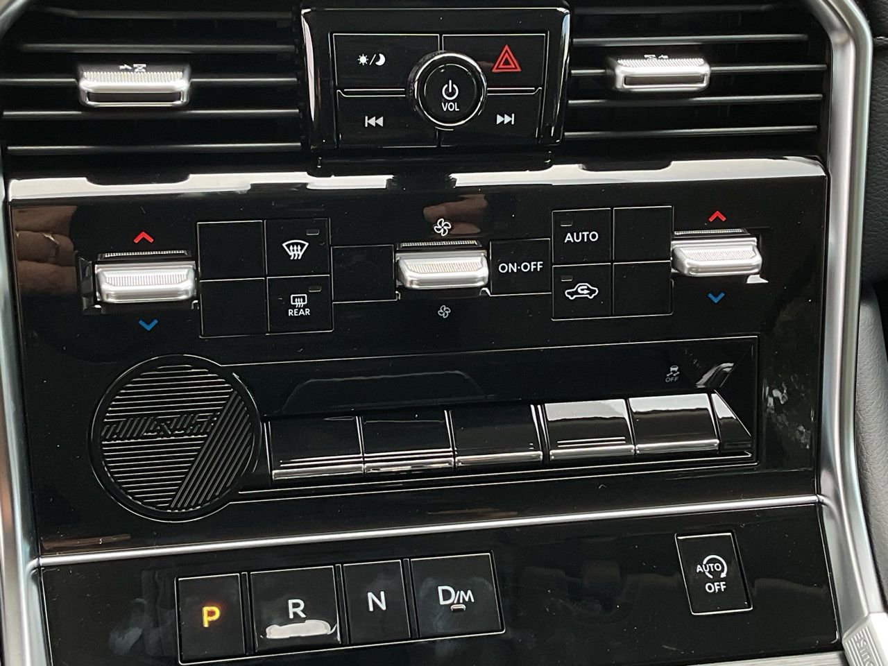 New 2026 Nissan Armada SV image 34