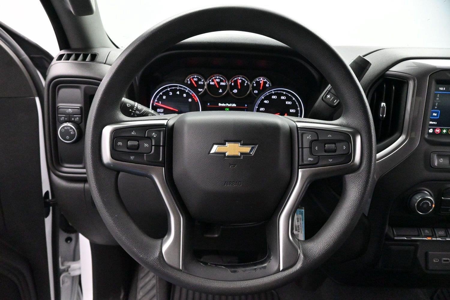 Used 2022 Chevrolet Silverado 1500 Custom w/ Safety Confidence Package RWD image 15