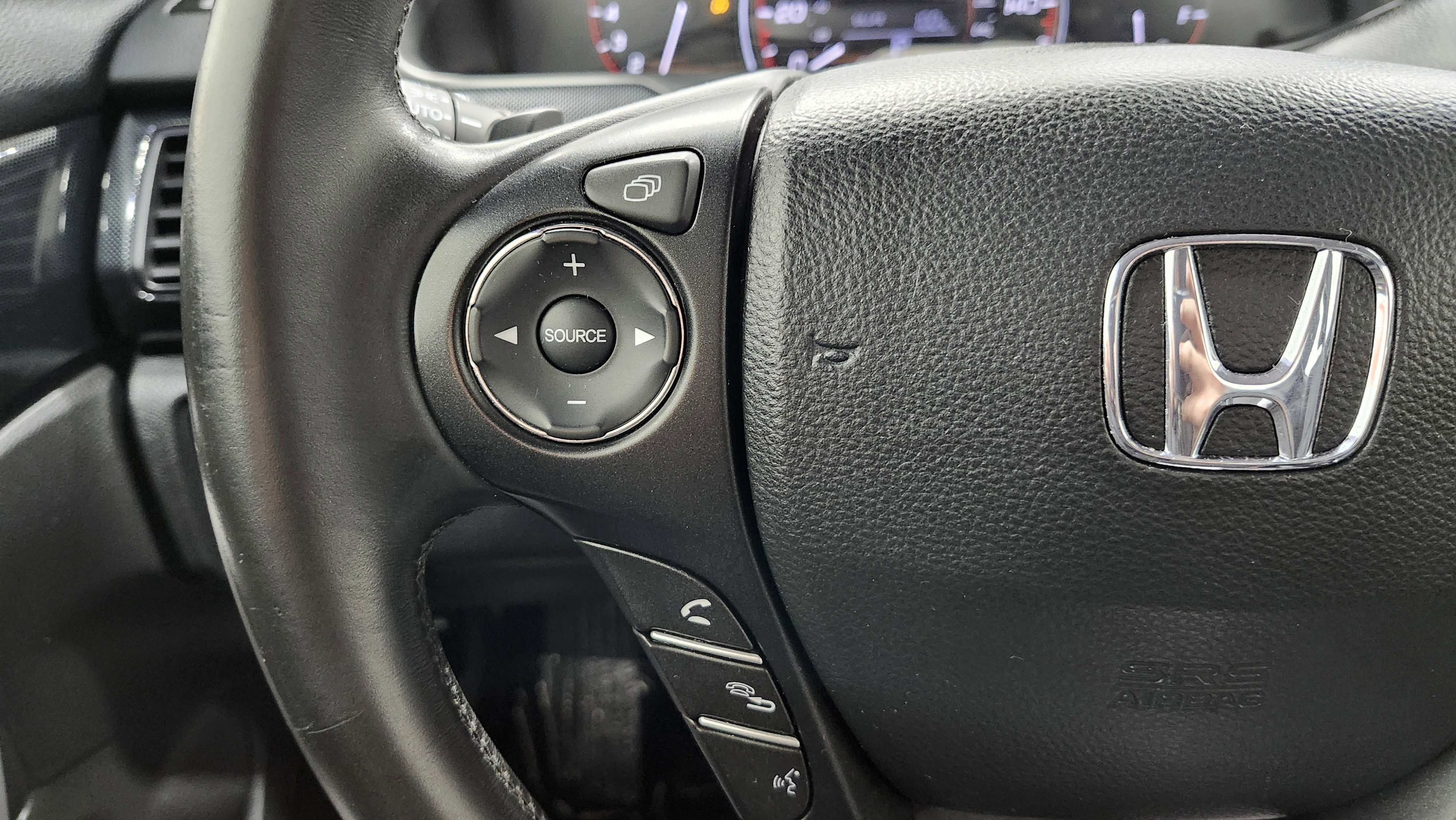 Used 2015 Honda Accord EX-L image 33