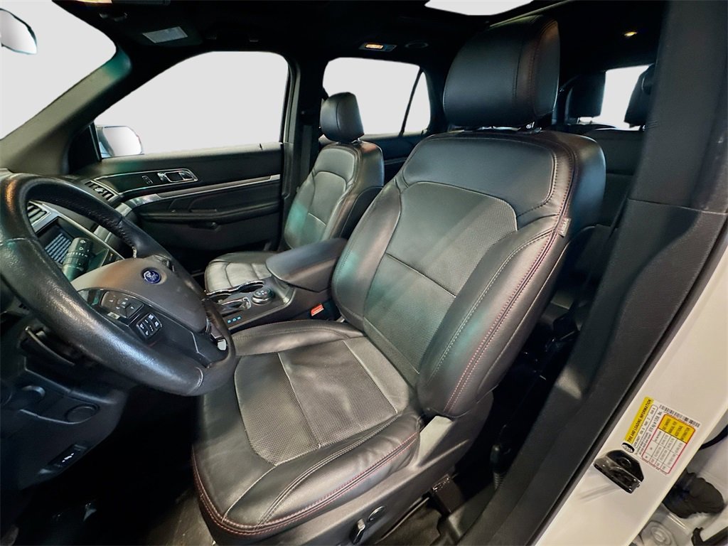 Certified 2017 Ford Explorer Sport w/ Equipment Group 401A image 18