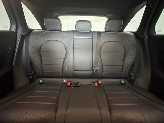 Used 2022 Mercedes-Benz GLC 300 image 7