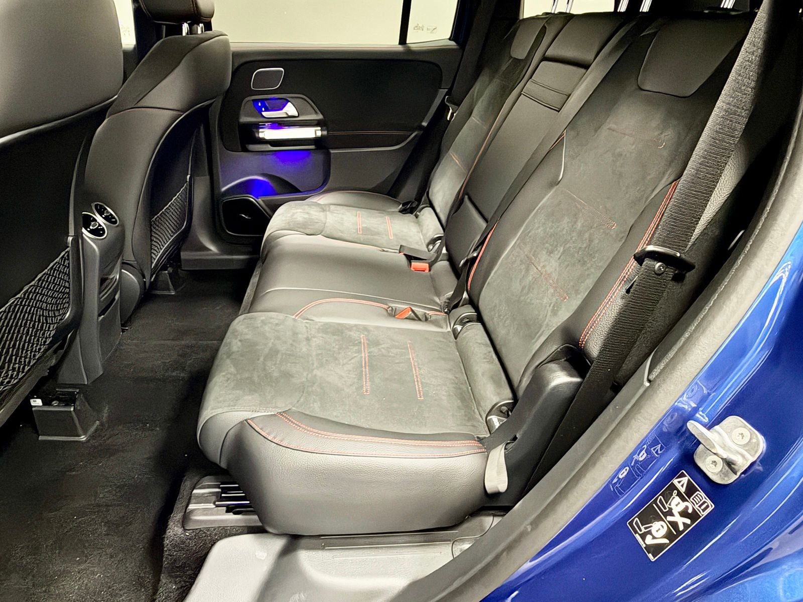 Used 2024 Mercedes-Benz GLB 250 image 39