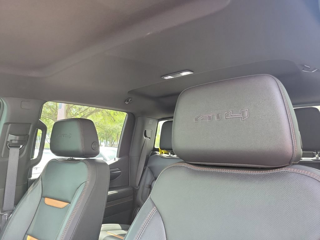 Used 2023 GMC Sierra 1500 AT4 w/ AT4 Premium Package AWD/4WD image 22