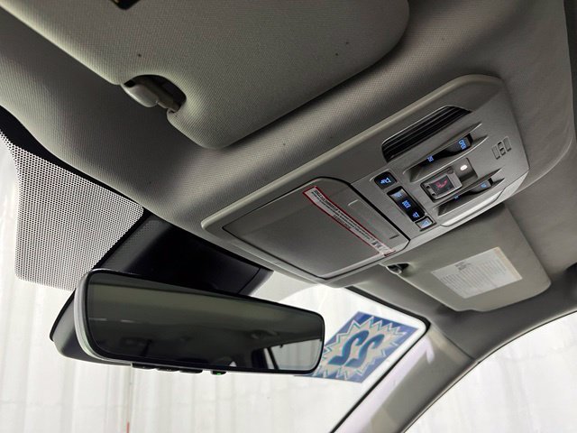 Certified 2022 Toyota Highlander XLE AWD/4WD image 26