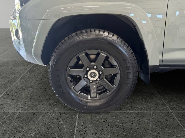 Used 2022 Toyota 4Runner Trail Special Edition AWD/4WD image 27