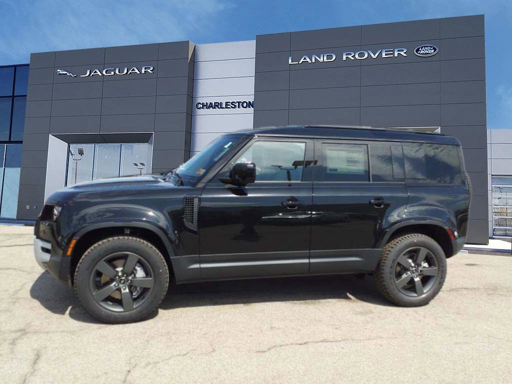 Used 2025 Land Rover Defender 110 S image 2