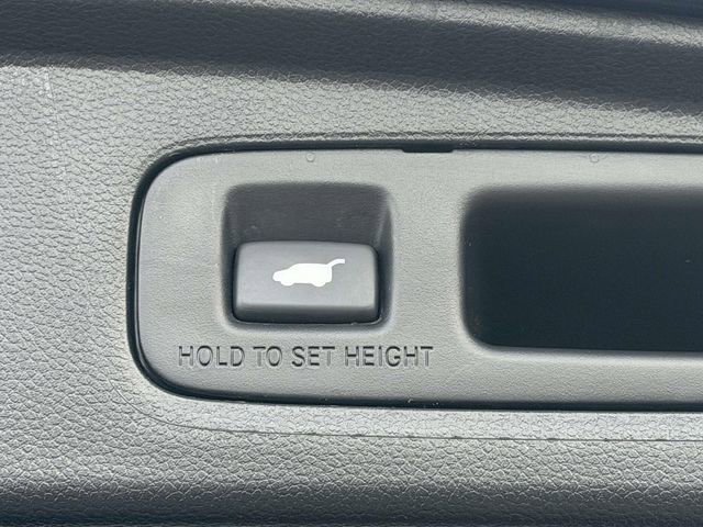 Used 2023 Honda CR-V EX-L image 9
