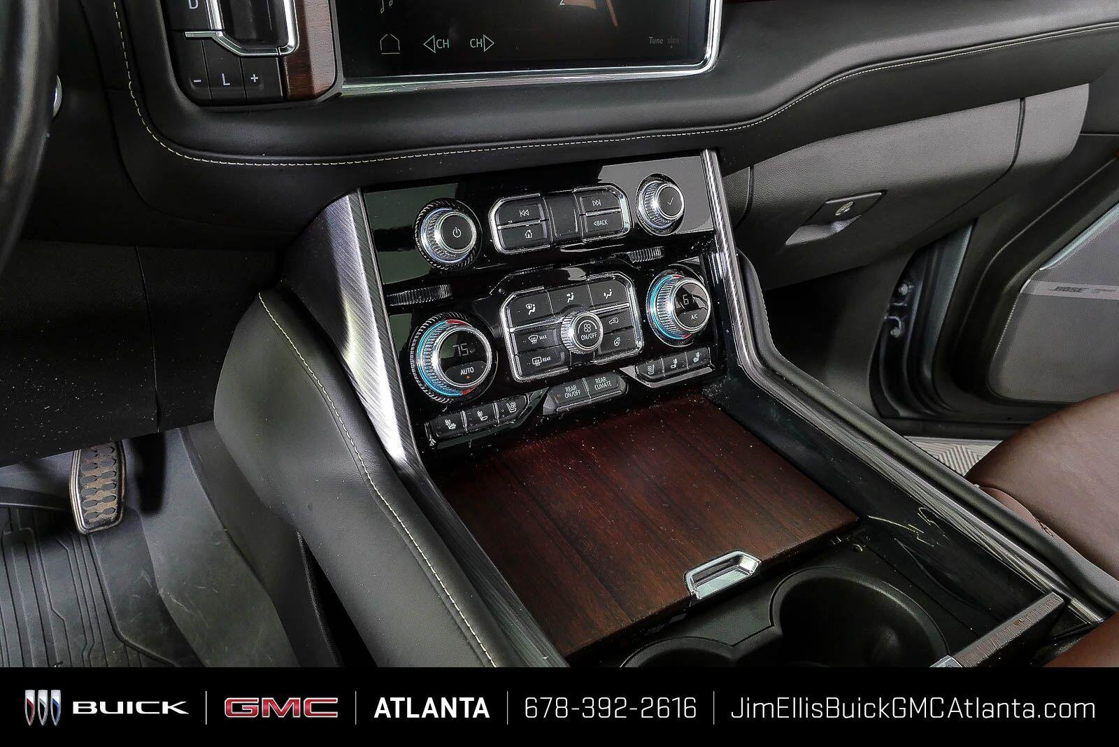 Certified 2023 GMC Yukon Denali Ultimate w/ LPO, Floor Liner Package AWD/4WD image 18