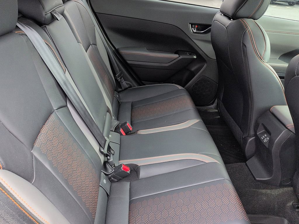 Used 2024 Subaru Crosstrek 2.5i Limited w/ Crosstrek Mirror Package image 8