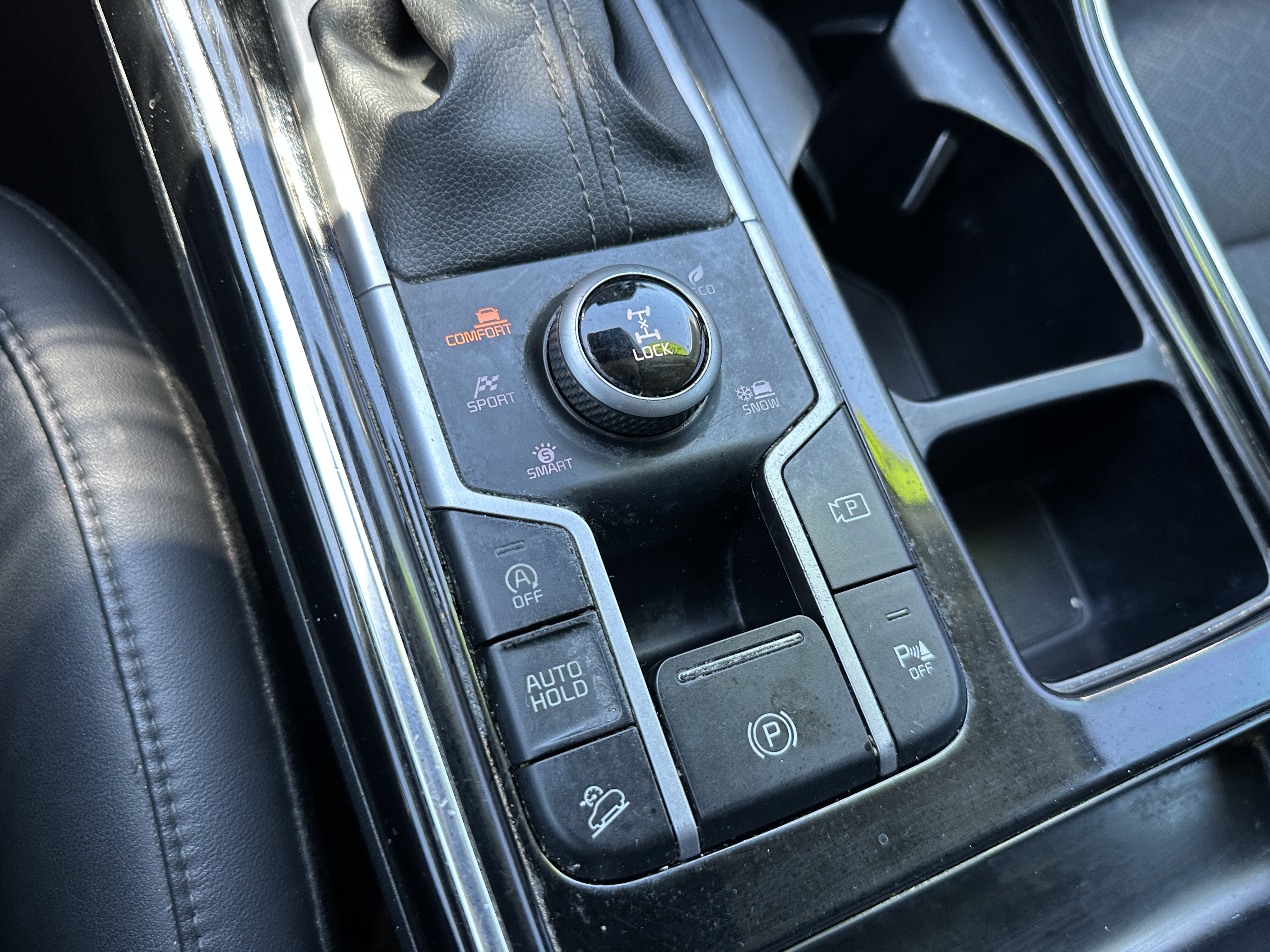 Certified 2022 Kia Sorento SX AWD/4WD image 36