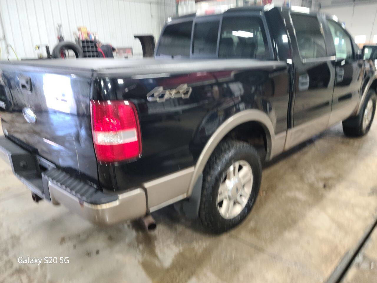 Used 2005 Ford F150 Lariat image 8
