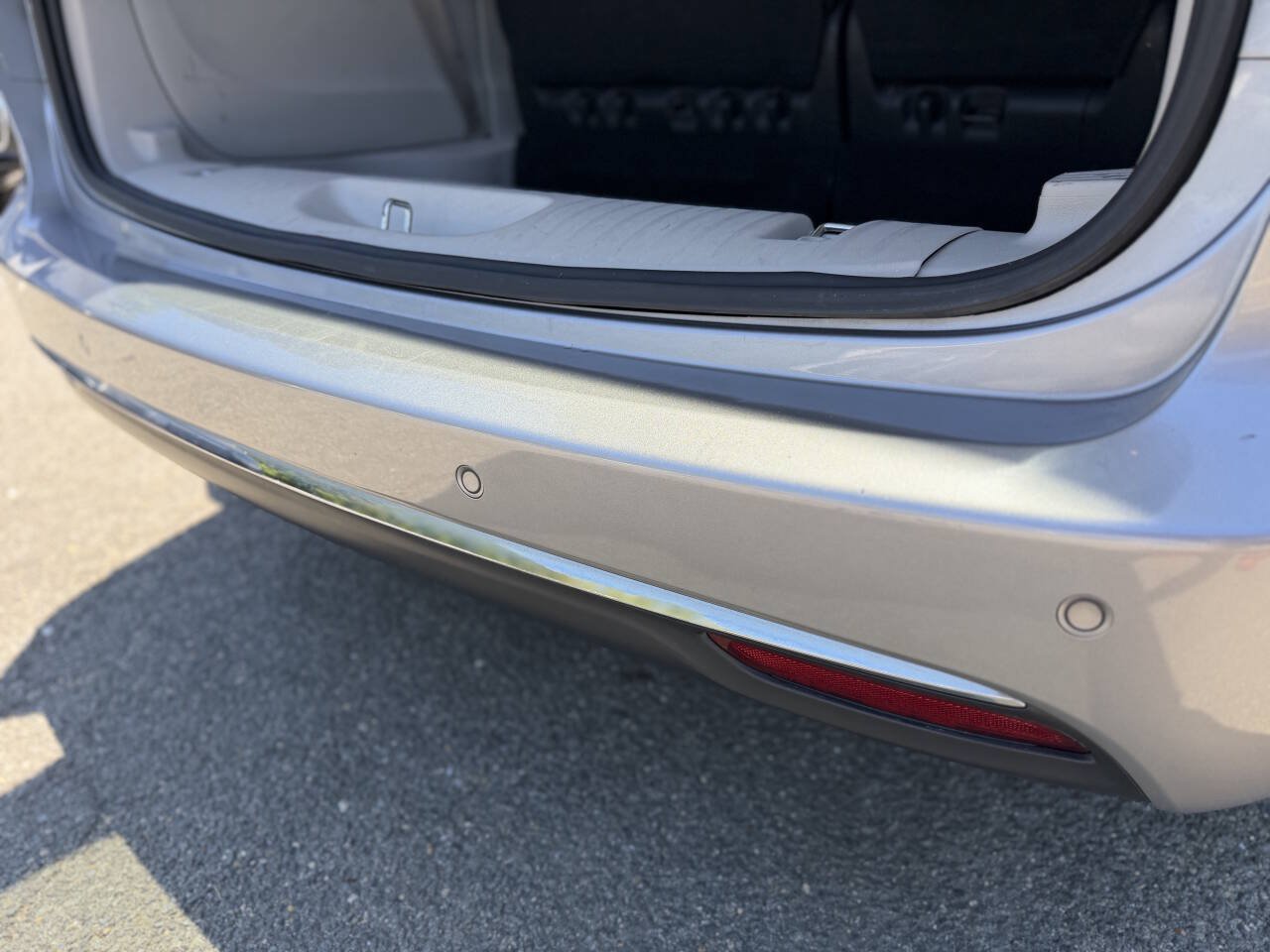 Used 2018 Chrysler Pacifica Limited FWD image 25