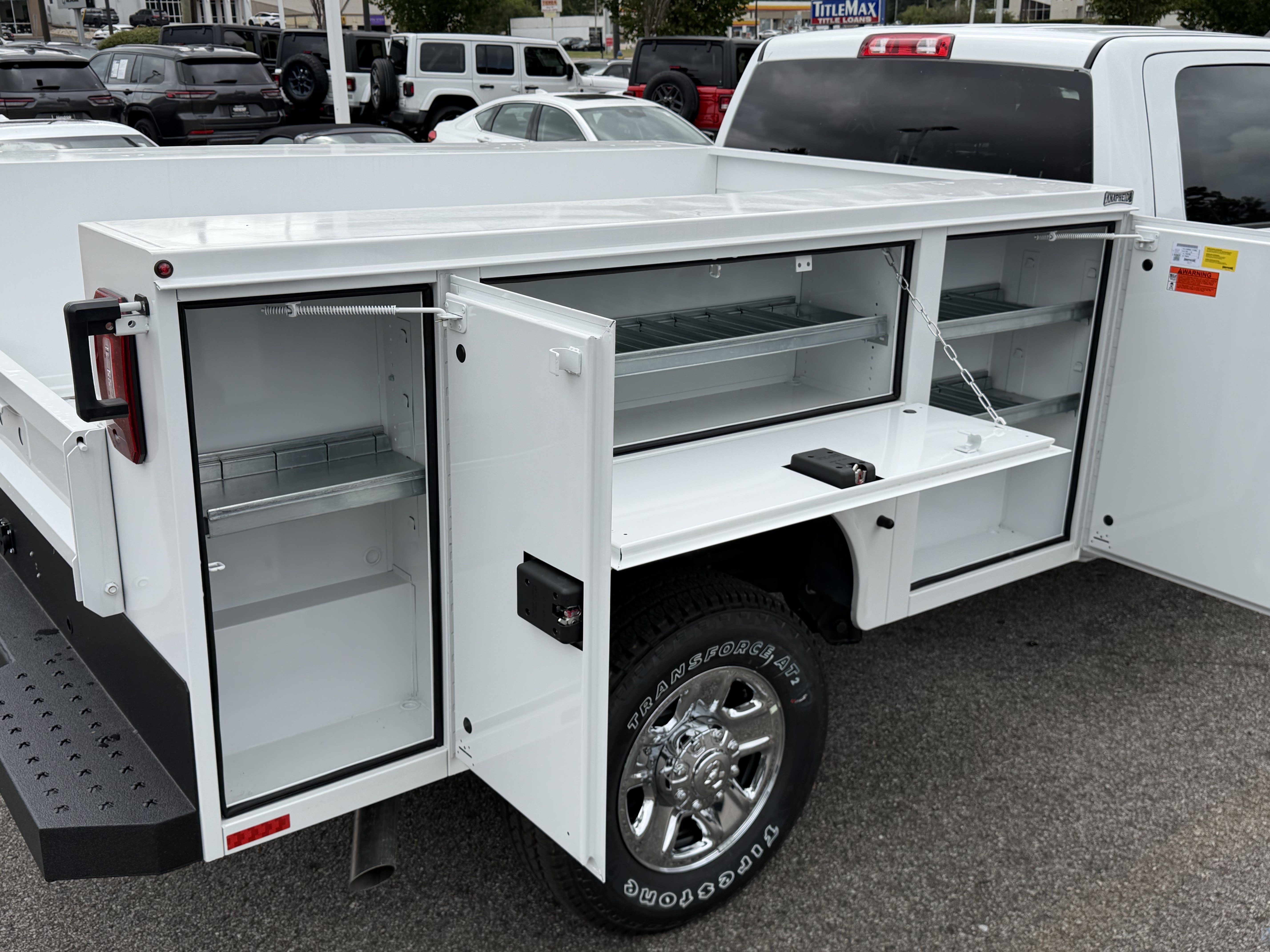 New 2026 RAM 2500 Tradesman w/ Chrome Appearance Group AWD/4WD image 33