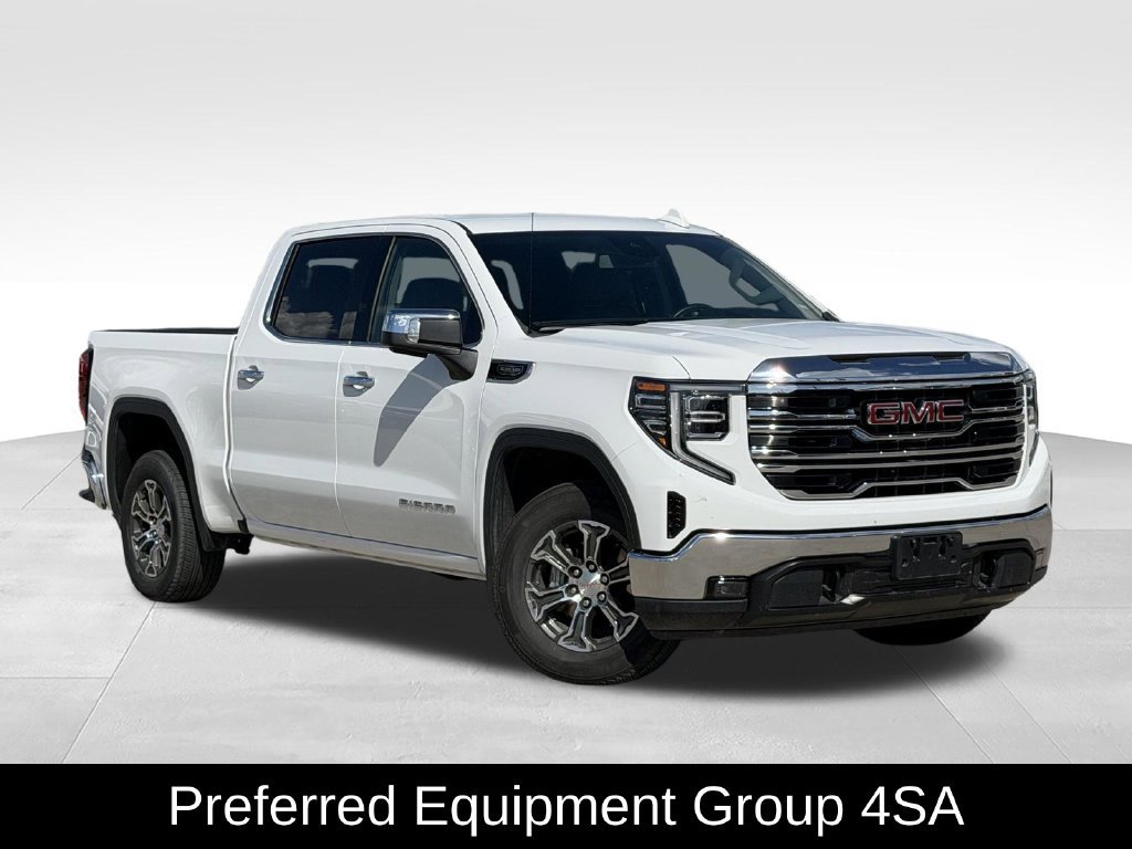 Used 2026 GMC Sierra 1500 SLT RWD image 2