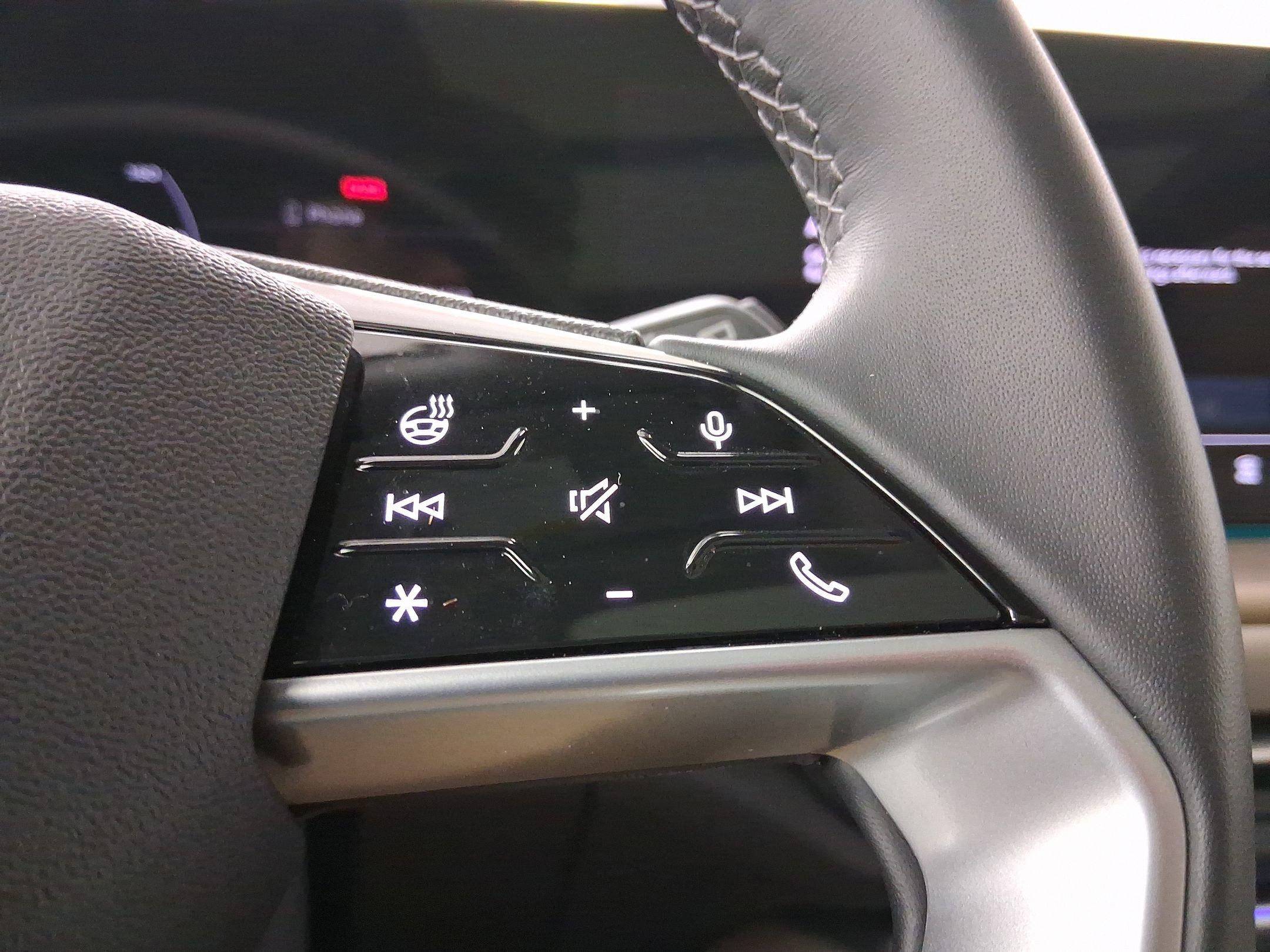 Certified 2025 Audi Q5 Premium w/ Convenience Package image 22