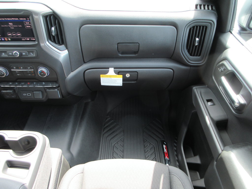 New 2026 Chevrolet Silverado 1500 Custom Trail Boss w/ LPO, Dark Essentials Package AWD/4WD image 19